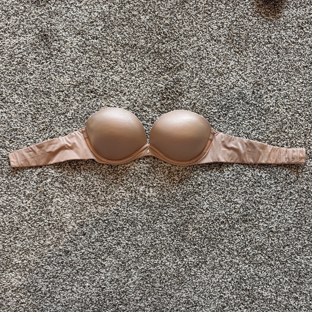 Victoria Secret Very Sexy Strapless Bra